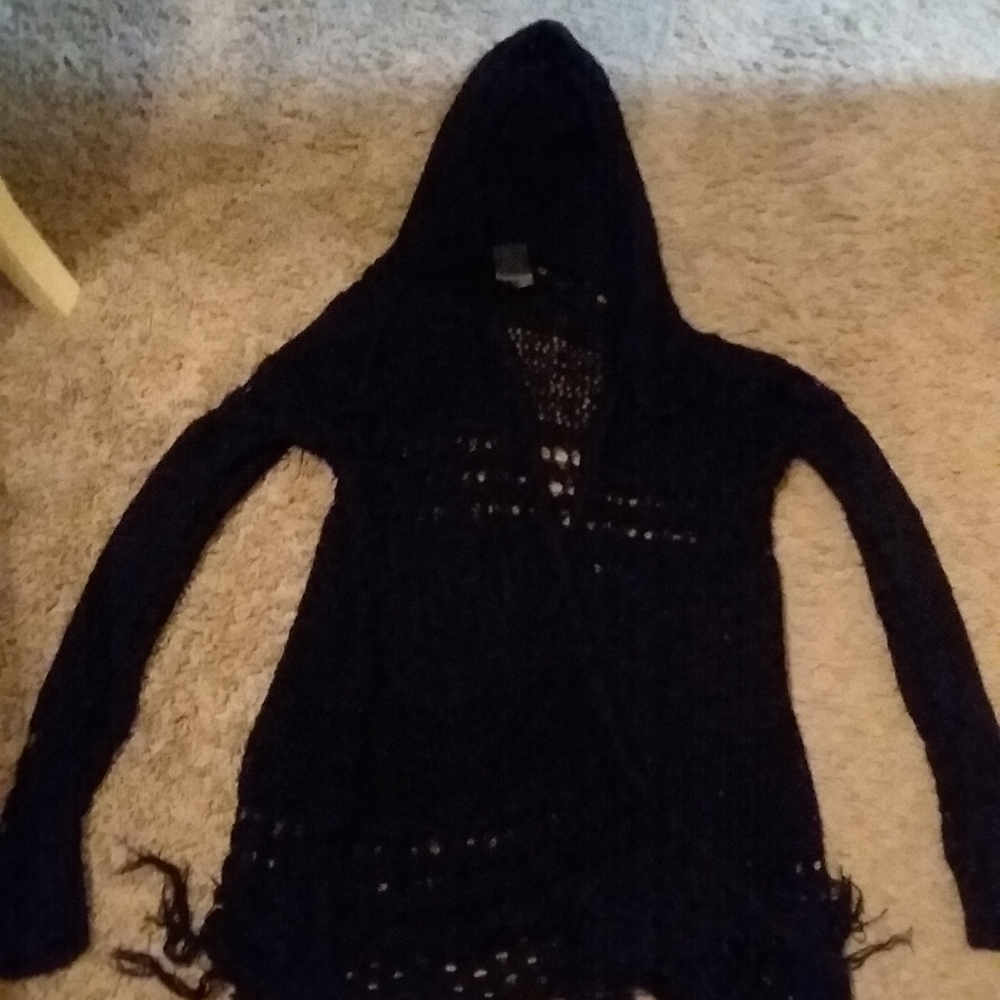 Holed cardigan/ jacket